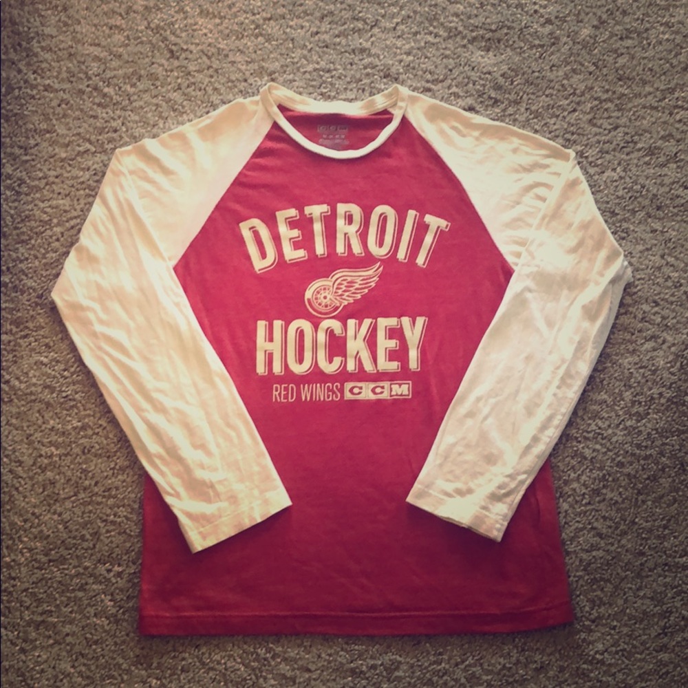 CCM Detroit Red Wings Long Sleeve Tee- Medium